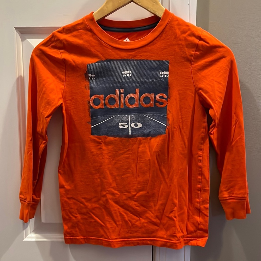 Adidas long sleeve shirt, boy size 7